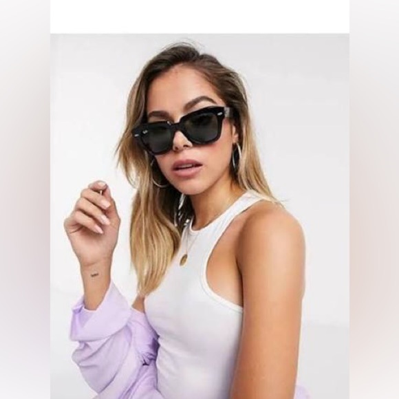 Ray-Ban State Street Sunglasses Black RB2186 Green Lens 49mm 901/31 - Picture 5 of 13